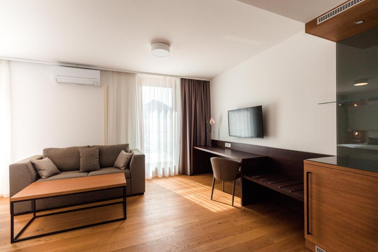 Hotel Ajdovec Sevnica Exteriör bild