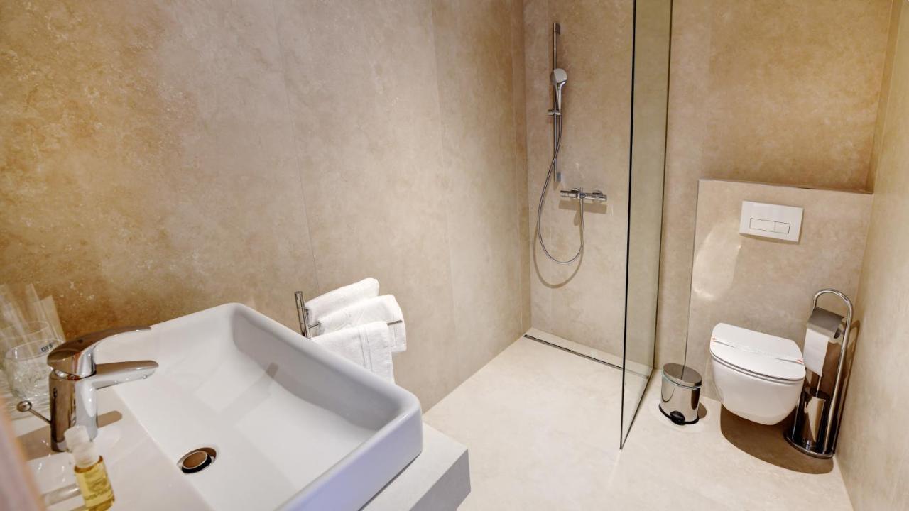 Hotel Ajdovec Sevnica Exteriör bild